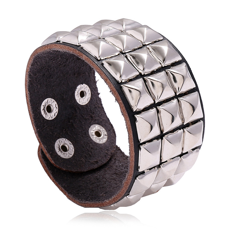 Men Accessories Pk - Bracciale da motociclista con rivetti quadrati