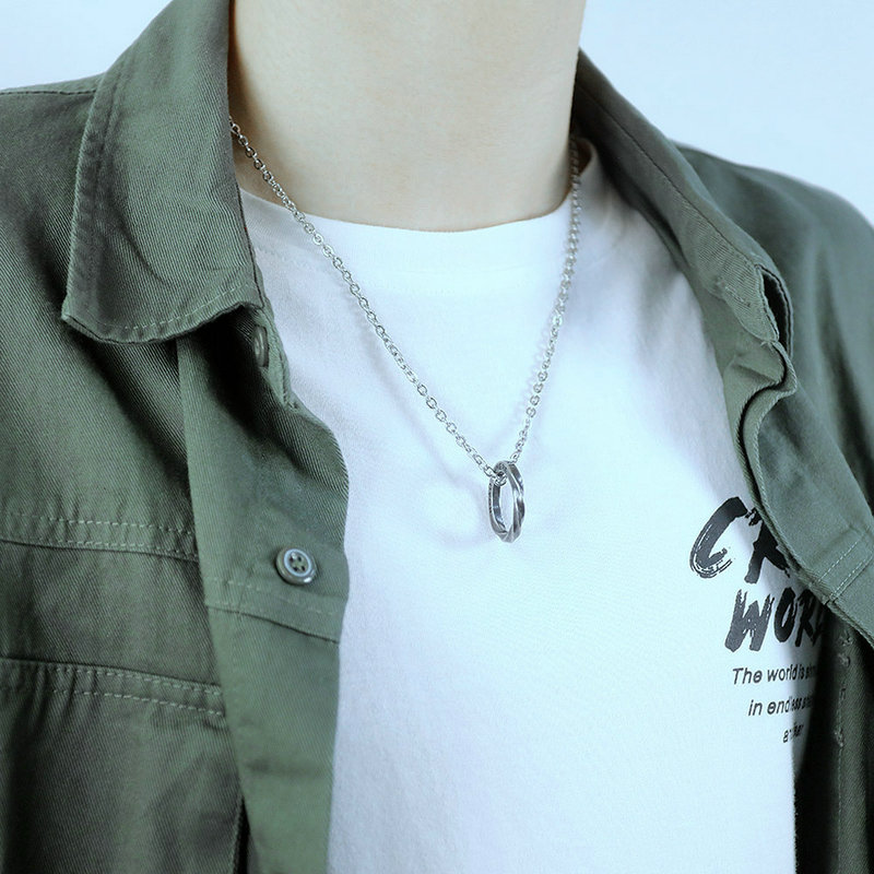 Collana con ciondolo a cerchio - Men Accessories Pk recensione e prezzo