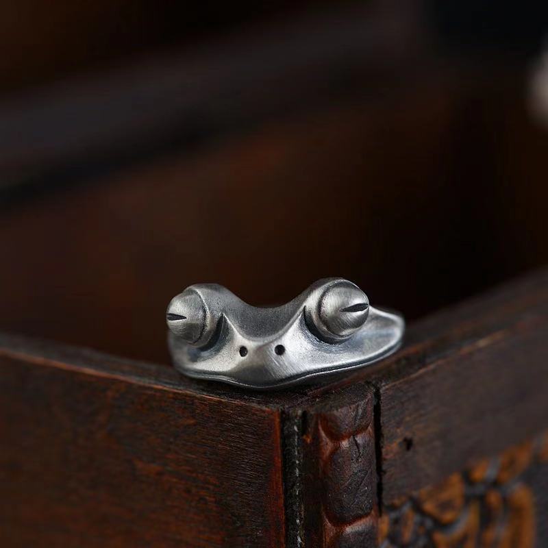 Anello rana retrò invecchiato  - Men Accessories Drawing recensione e prezzo