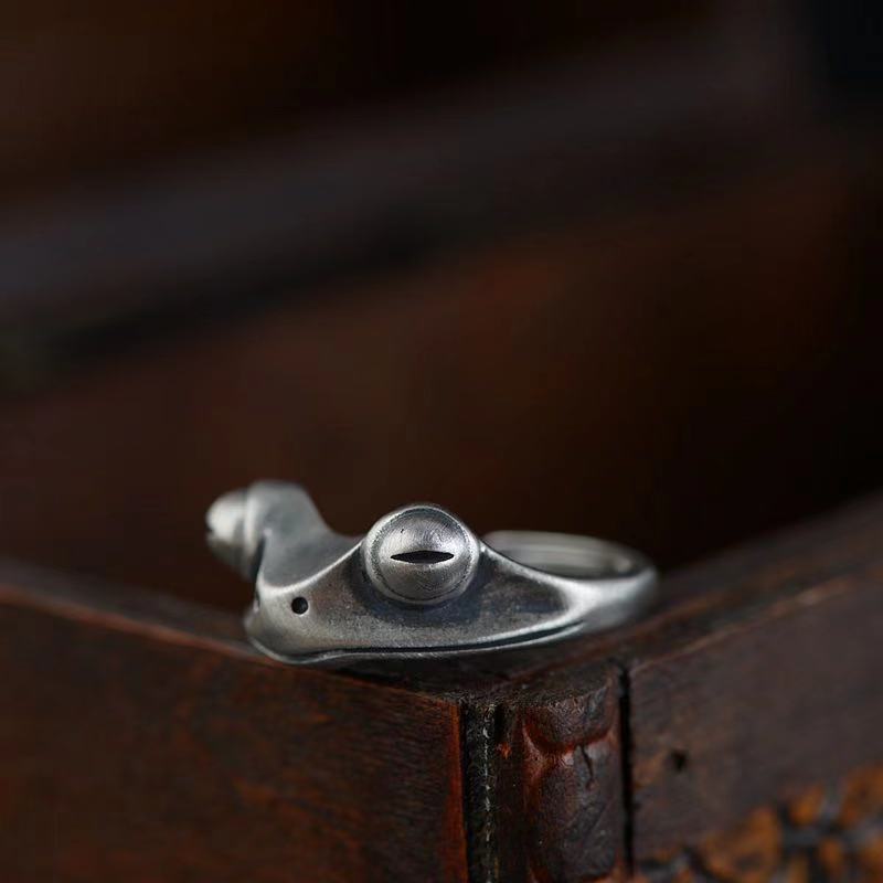 Anello rana retrò invecchiato  - Men Accessories Drawing recensione e prezzo