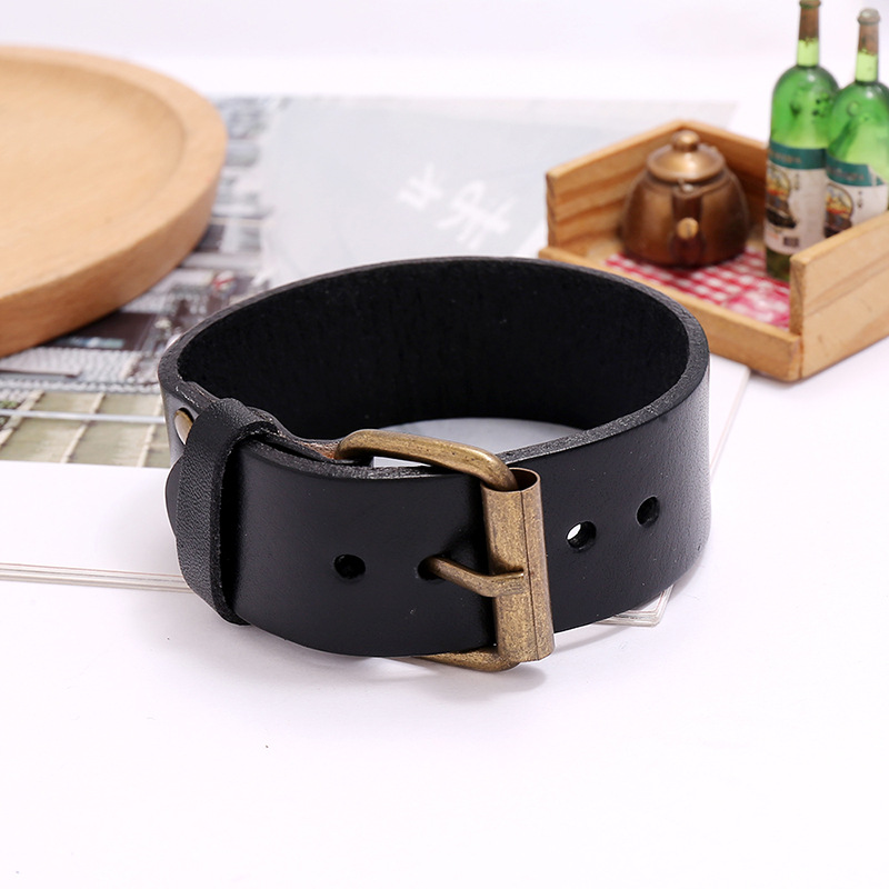 Bracciale con fibbia ad ardigl - Men Accessories Pk recensione e prezzo